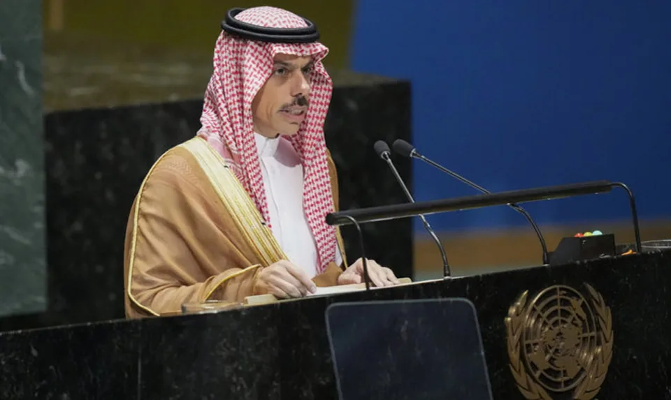 Saudi FM Urges Peaceful Resolutions to Global Crises