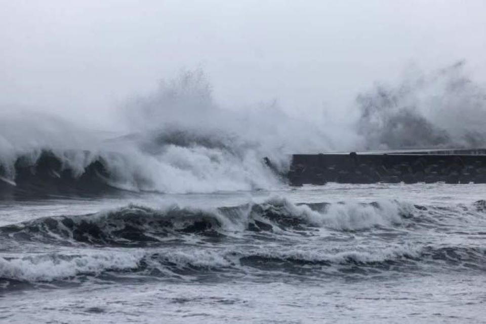 Taiwan Braces as Super Typhoon Kongrey Approaches Largest Storm in 30