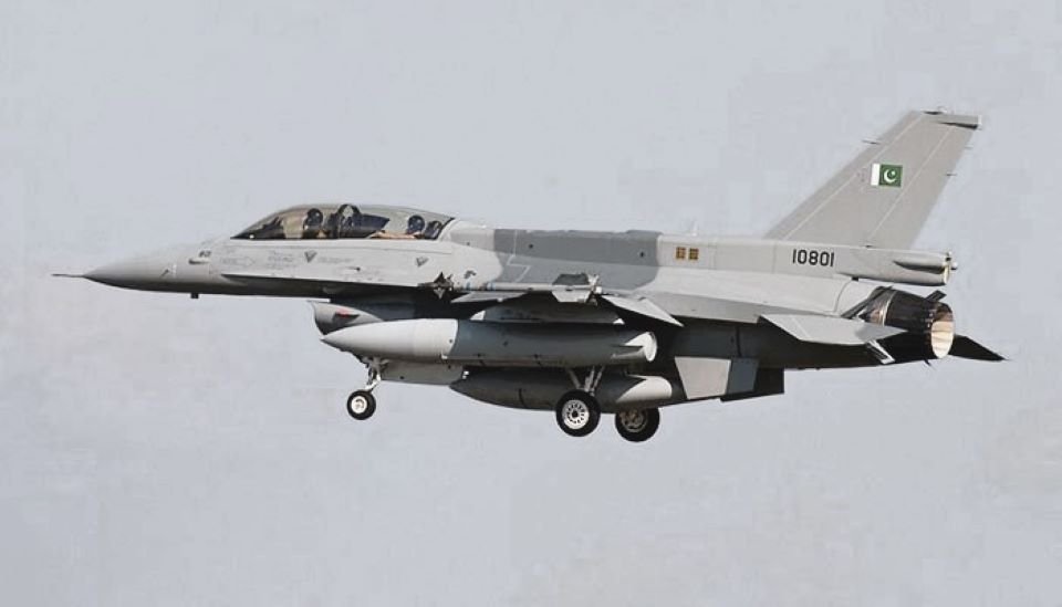 Pakistan-F-16-fighter-jet.jpg